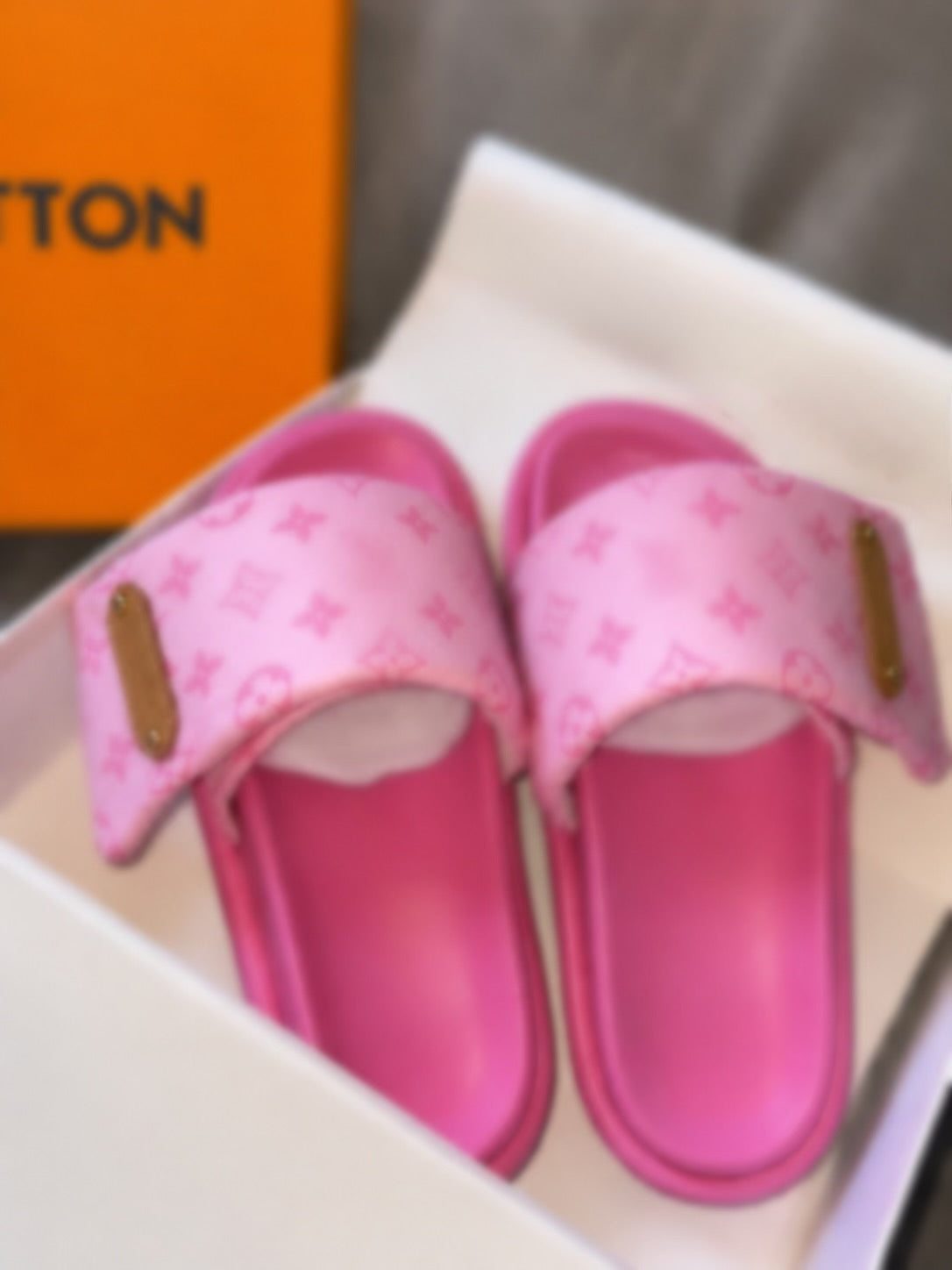 Lux Row Pink L.V.