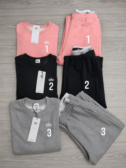 A L O Sweat Outfit