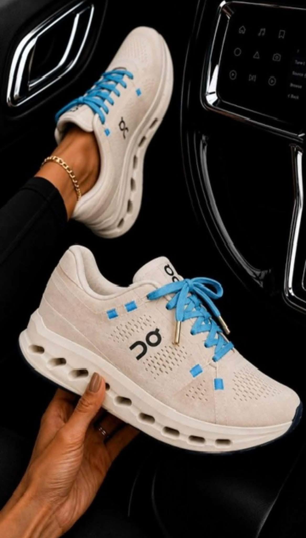 Blue Lace O C