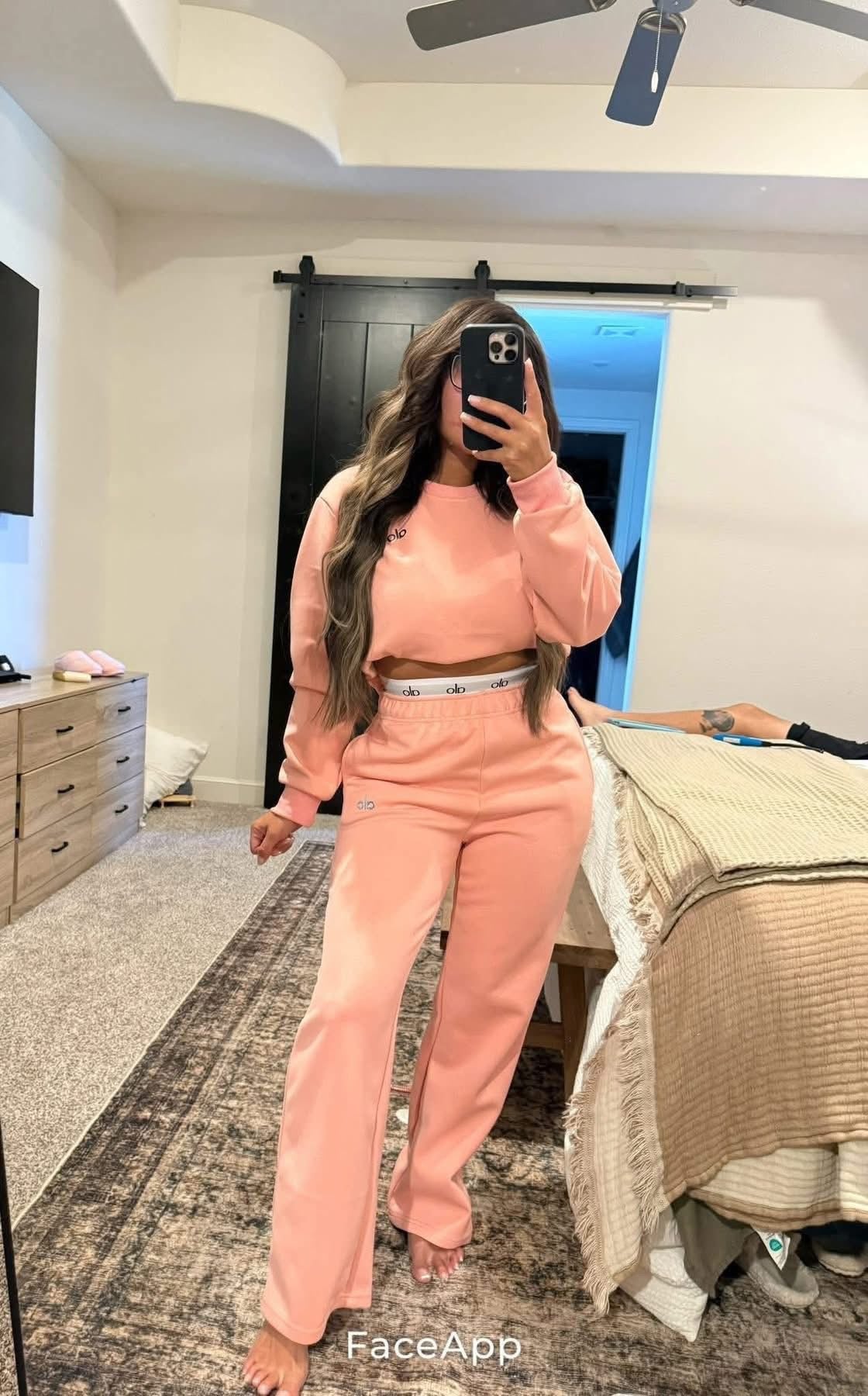 A L O Sweat Outfit